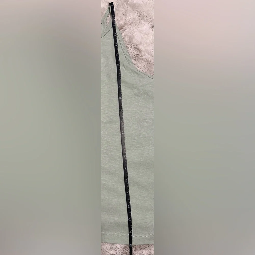 Everlane Mint Green Tank Top - Picture 4 of 10